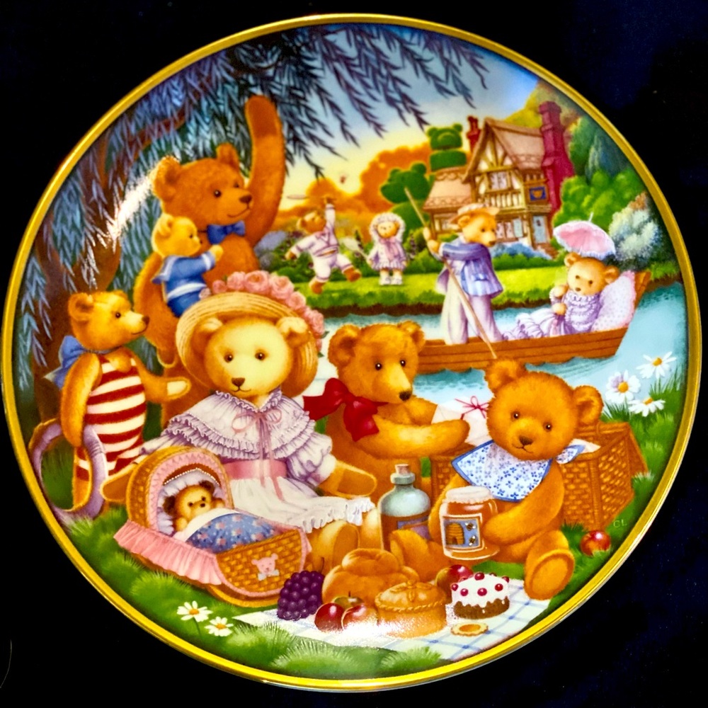 “A Teddy Bear Picnic” by Carol Lawson Franklin Mint Limited Edition